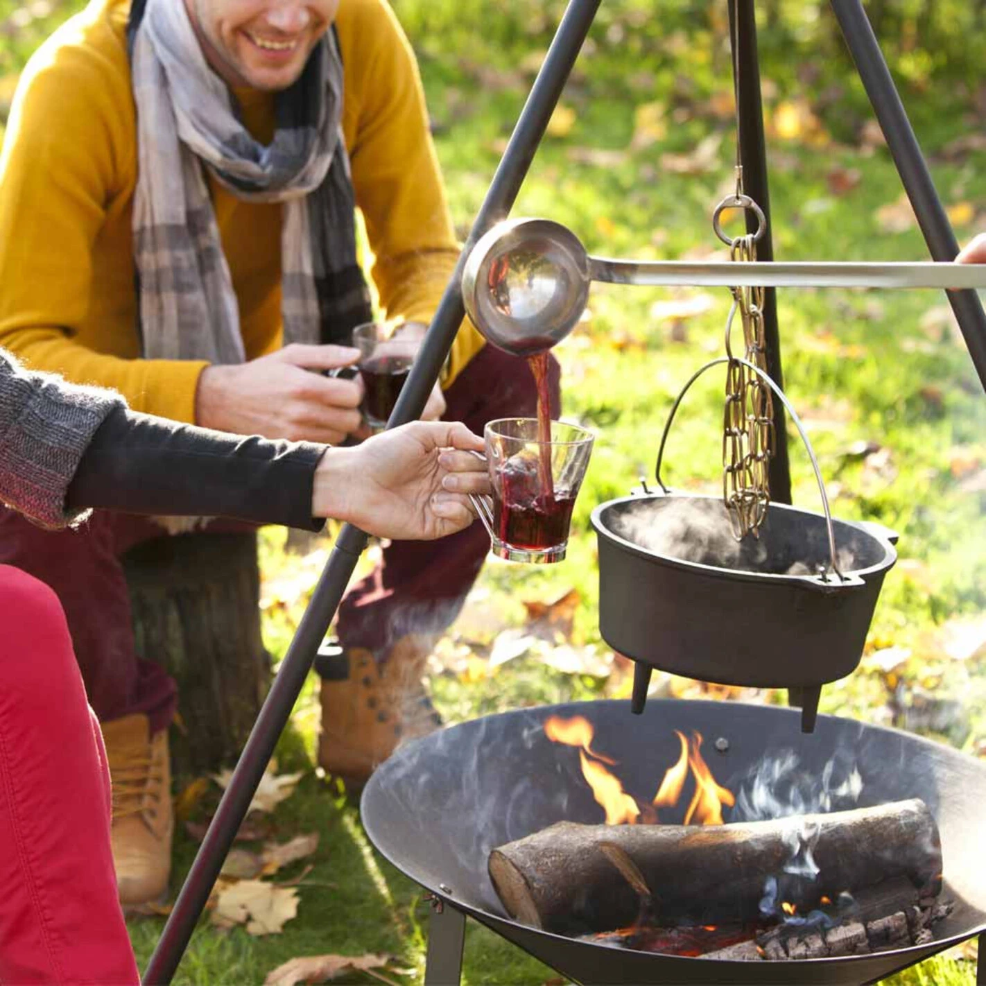 Cocotte 9L En Fonte Trépied Junko - Barbecook 4 Cocotte 9L En Fonte Trépied Junko - Barbecook – Image 4